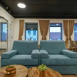 Chors Like A - Capsule & Nft Boutique - Center Hostal