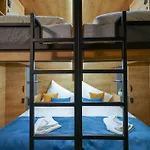Chors Like A - Capsule & Nft Boutique - Center Hostal Bratislava
