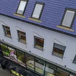 Chors Like A Hotel - Capsule & Nft Boutique Hostel Bratislava - City Center Bratislava