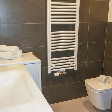 Chors Like A - Capsule & Nft Boutique - Center Hostal