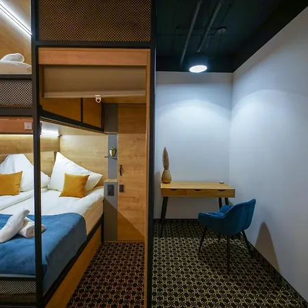 Chors Like A - 1st World Nft Block & Art Capsule Metachors *