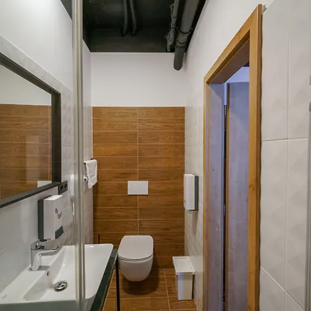 Albergue Chors Like A - 1st World Nft Block & Art Capsule Metachors