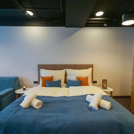 Chors Like A - 1st World Nft Block & Art Capsule Metachors * Bratislava