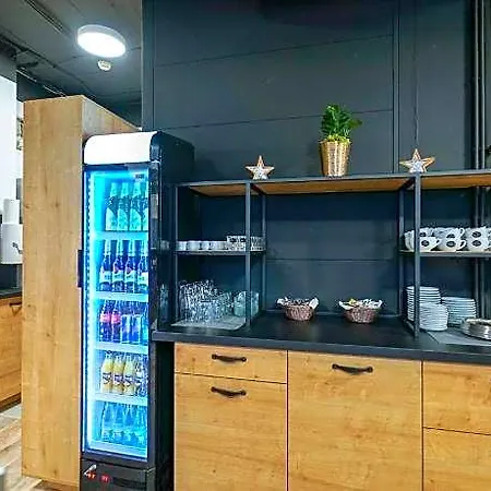 Vandrerhjem Chors Like A - Capsule & Nft Boutique - Center Bratislava