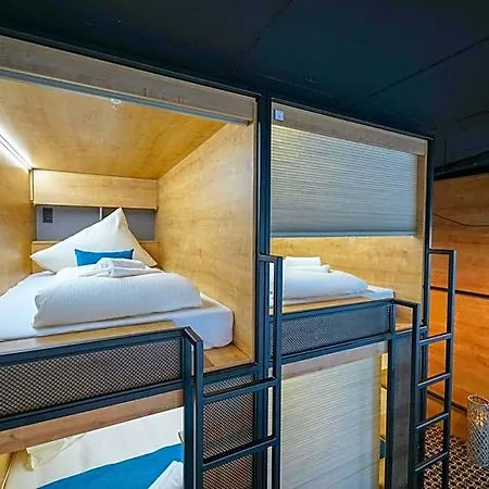 Hostel Chors Like A - Capsule & Nft Boutique - Center *