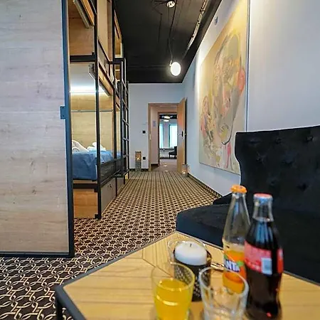 Hostel Chors Like A - Capsule & Nft Boutique - Center *