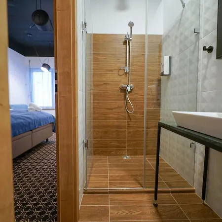 Chors Like A - Capsule & Nft Boutique - Center Hostel *