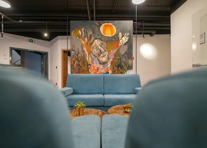 Hostel Chors Like A - 1st World Nft Block & Art Capsule Metachors