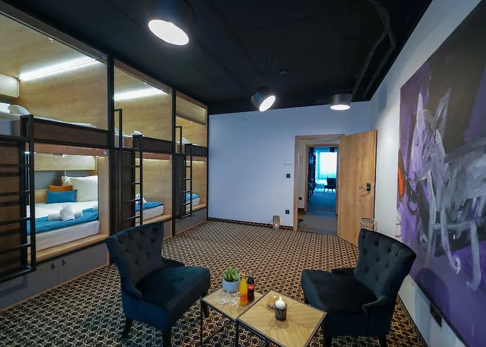 Chors Like A - 1st World Nft Block & Art Capsule Metachors Hostel