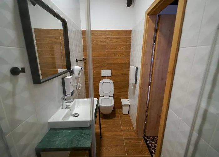 Chors Like A - 1st World Nft Block & Art Capsule Metachors Hostel