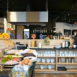 Chors Like A - Capsule & Nft Boutique - Center *