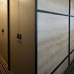 Chors Like A - Capsule & Nft Boutique - Center Hostel