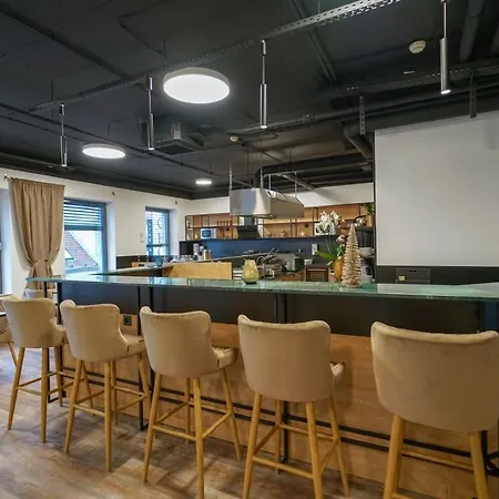 Hostel Chors Like A - 1st World Nft Block & Art Capsule Metachors *