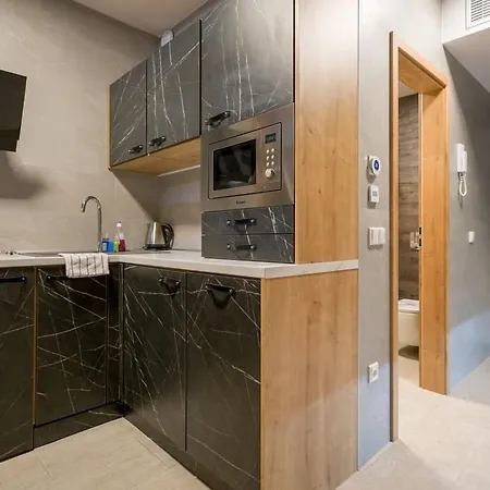 Chors Like A - 1st World Nft Block & Art Capsule Metachors