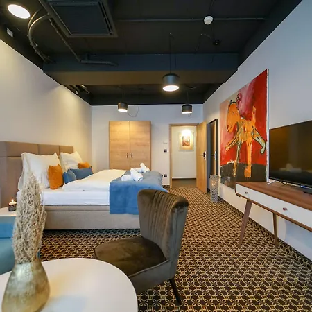 Chors Like A - 1st World Nft Block & Art Capsule Metachors Bratislava